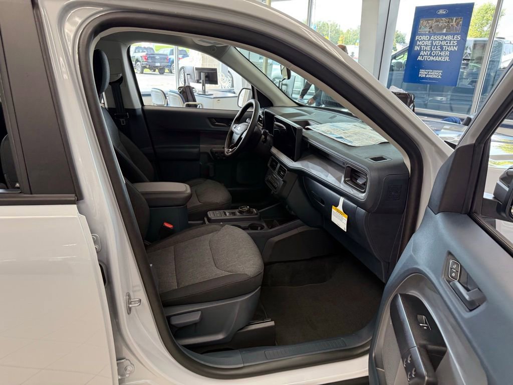 New 2025 Ford Maverick XLT w/ XLT Luxury Package image 24