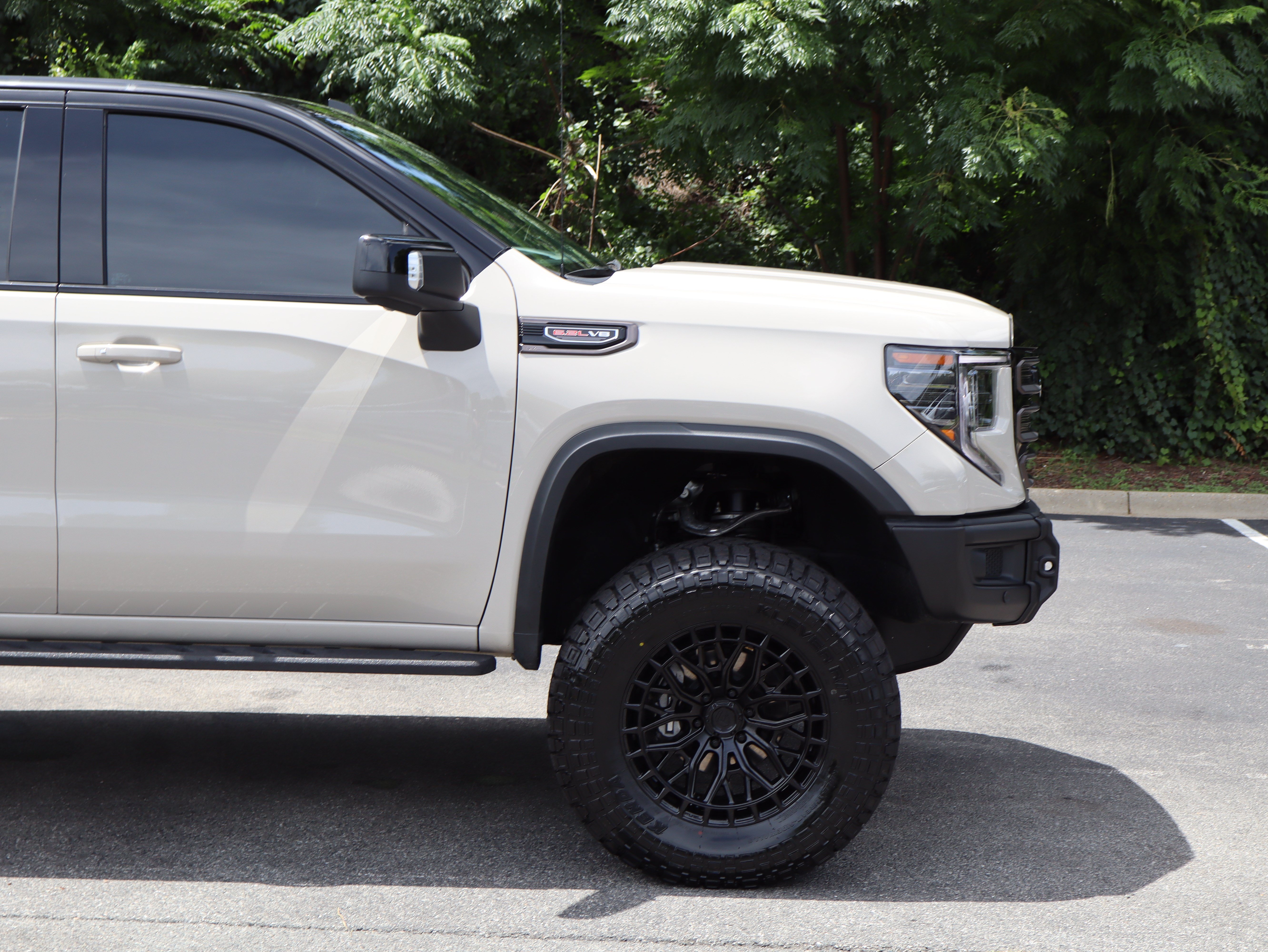 Used 2026 GMC Sierra 1500 AT4X AWD/4WD image 12