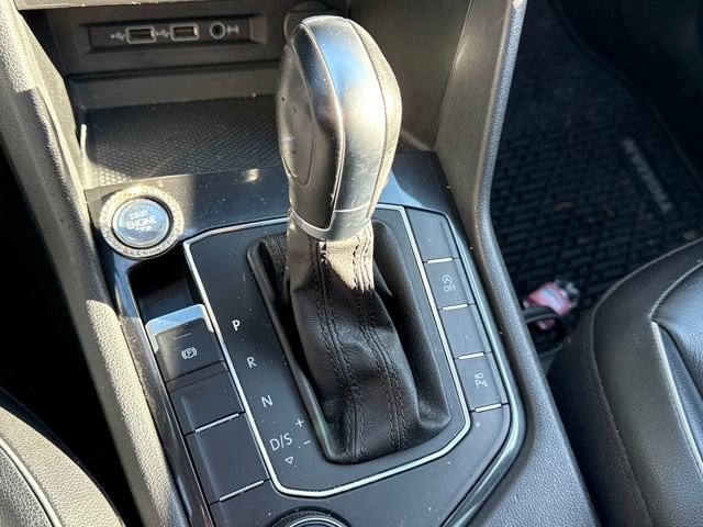 Used 2019 Volkswagen Tiguan SEL Premium R-Line image 22