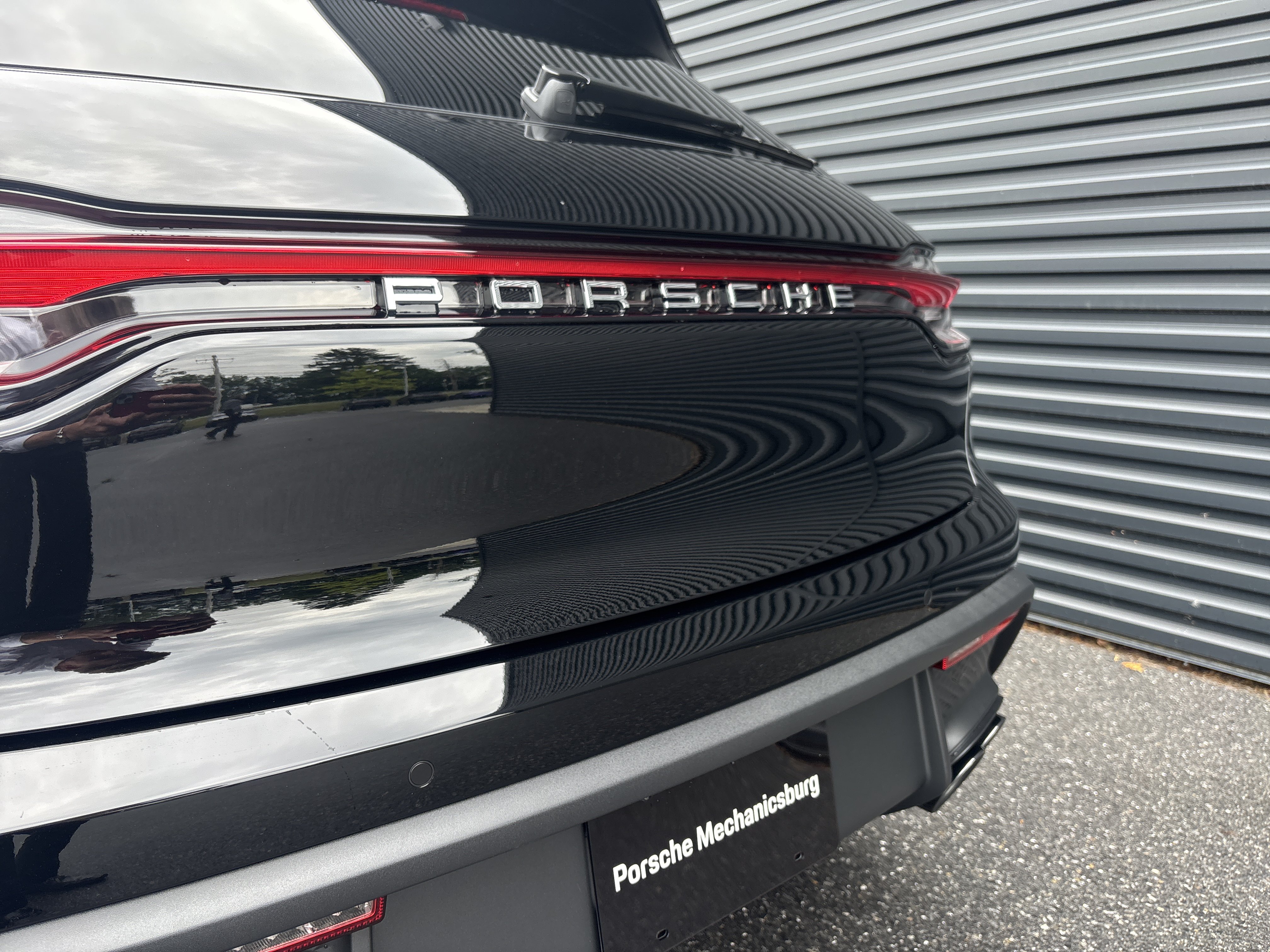 New 2026 Porsche Macan AWD/4WD image 26