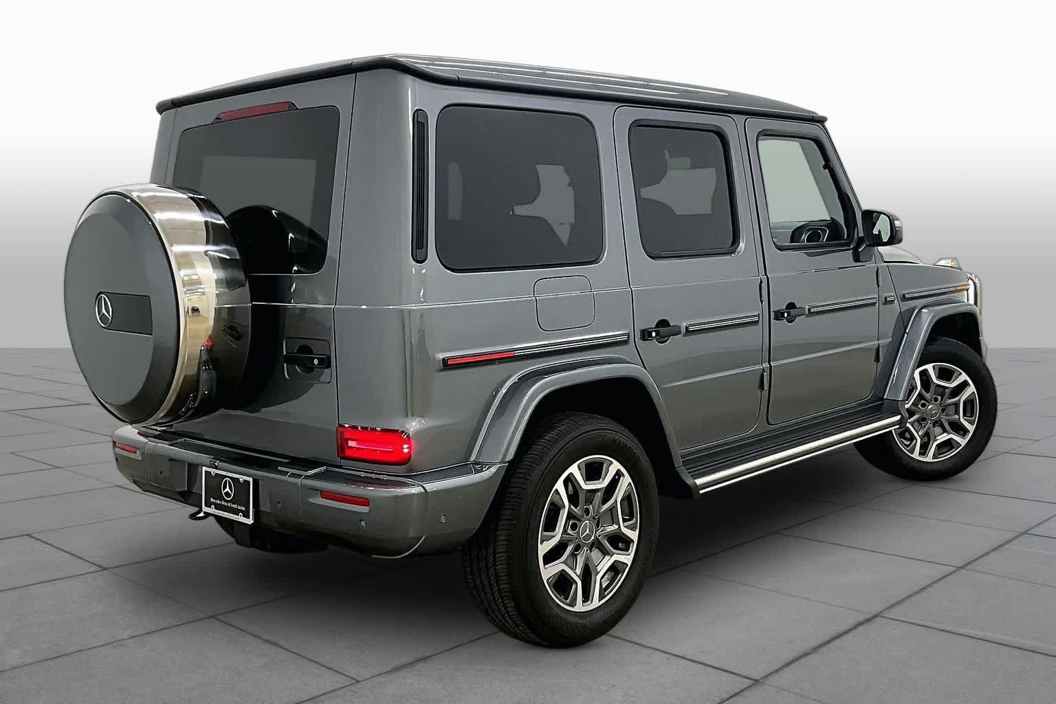 Used 2025 Mercedes-Benz G 550 image 13