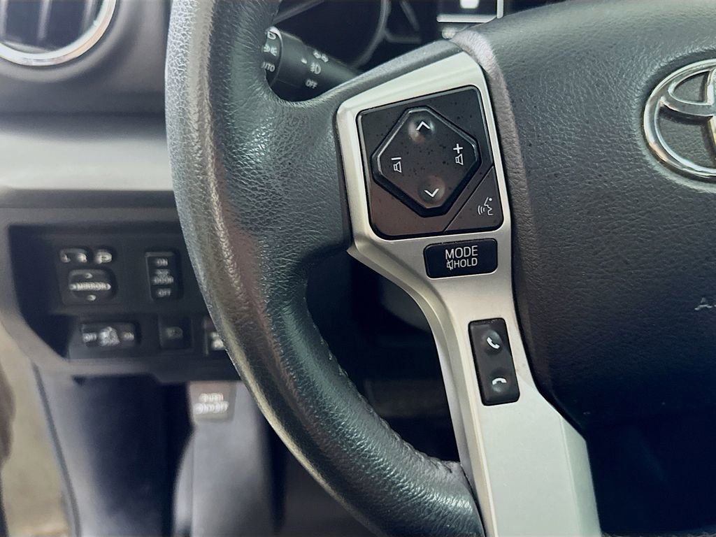 Used 2021 Toyota Tundra Platinum AWD/4WD image 24