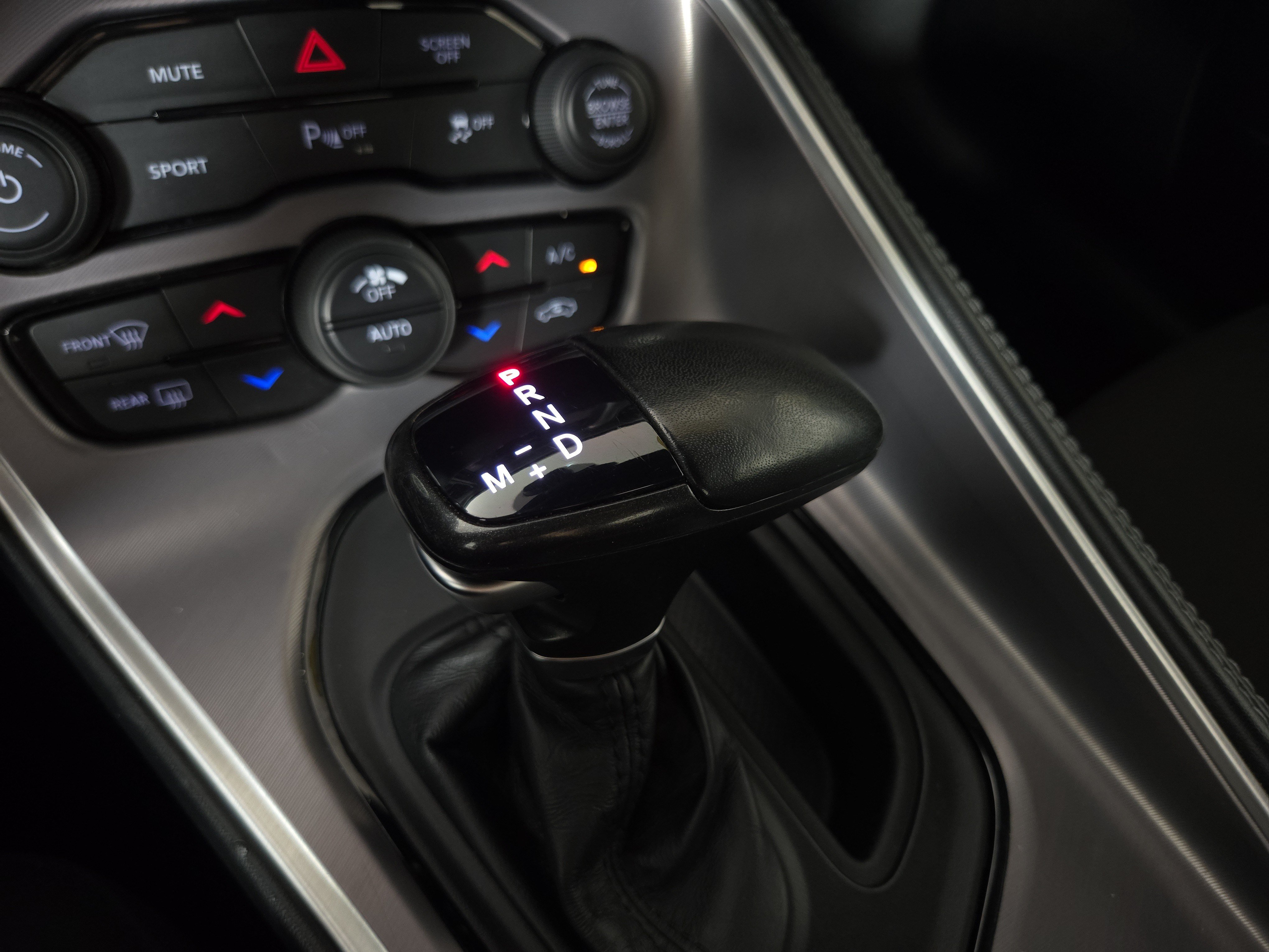 Used 2022 Dodge Challenger GT RWD image 21