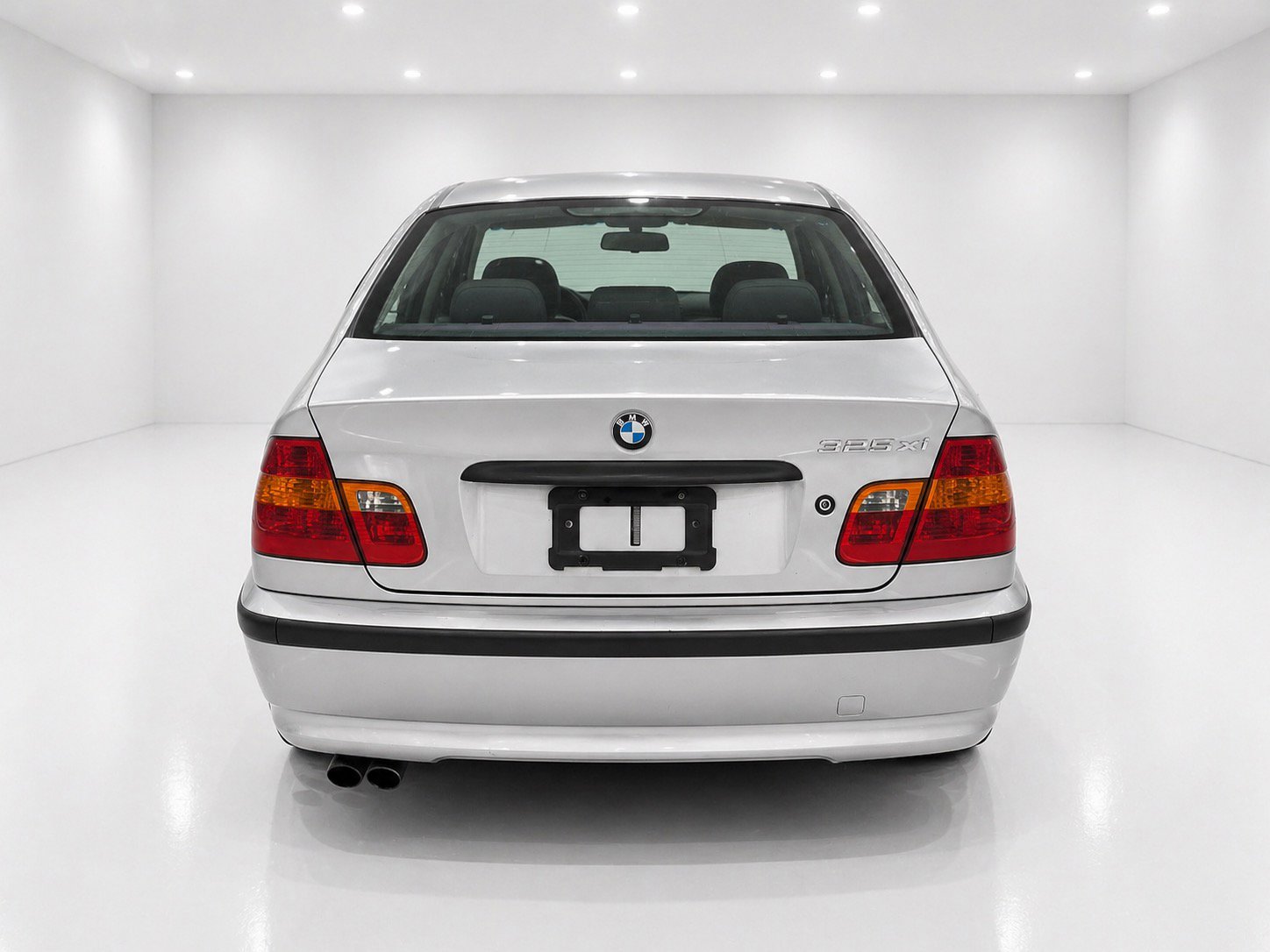 Used 2002 BMW 325xi Sedan AWD/4WD image 3