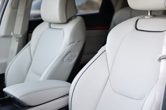 New 2026 Genesis GV70 2.5T Advanced image 22