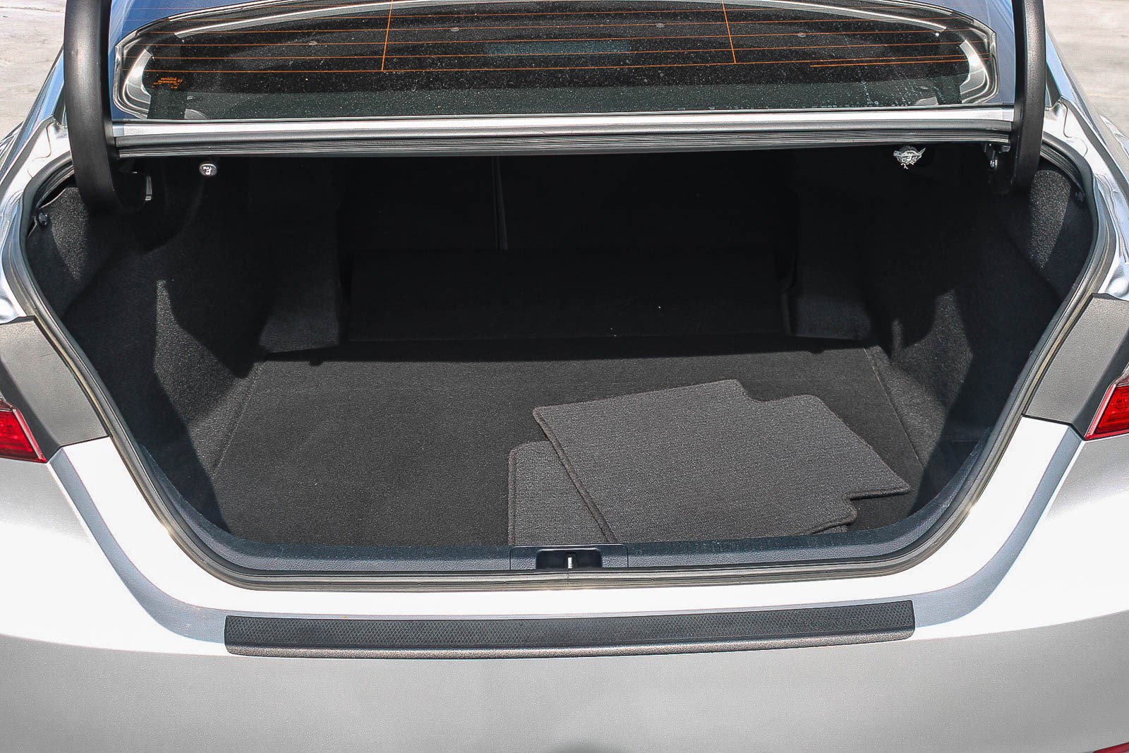 Used 2022 Toyota Camry XSE image 26