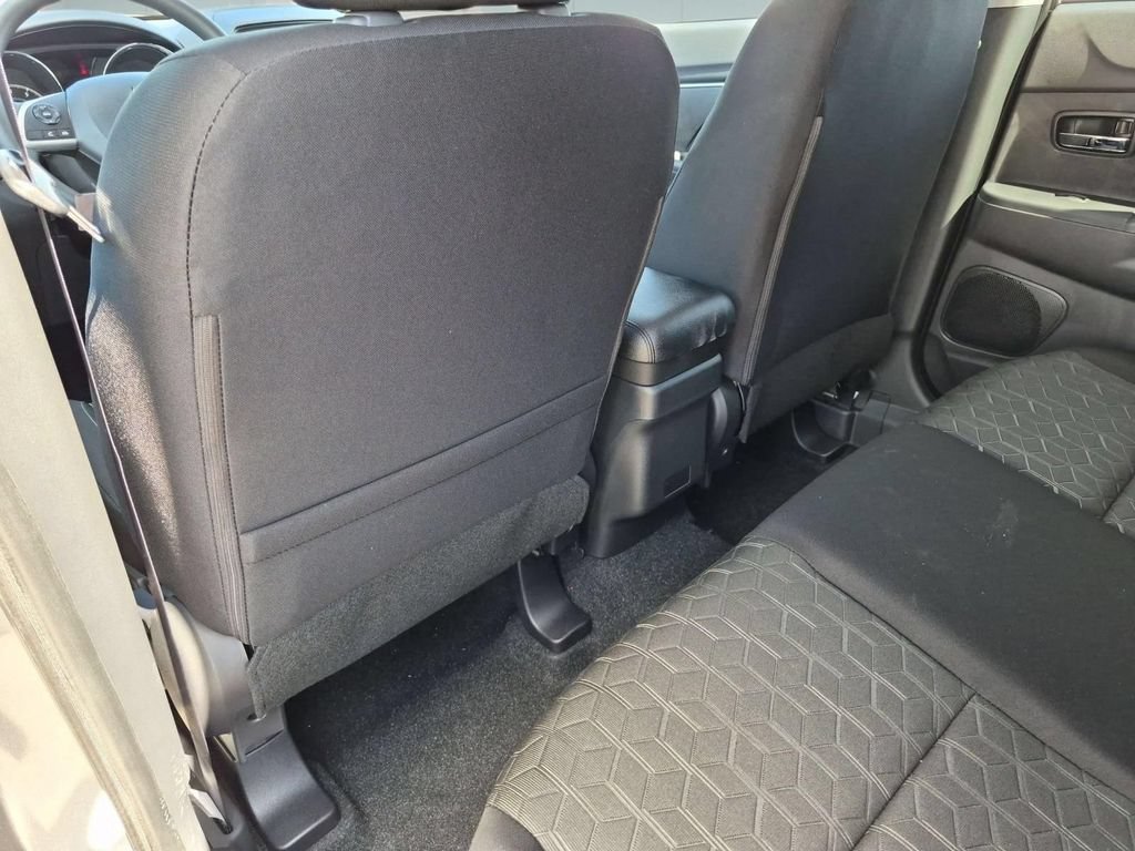 New 2027 Mitsubishi Outlander Sport FWD image 25