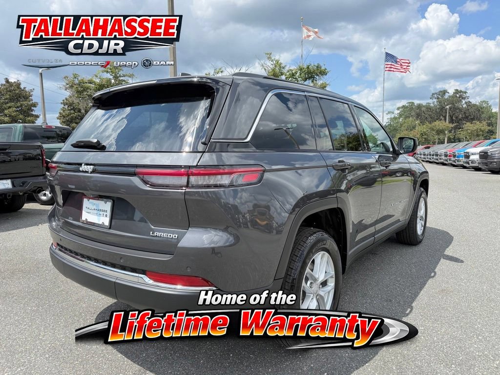 New 2026 Jeep Grand Cherokee Laredo RWD image 3