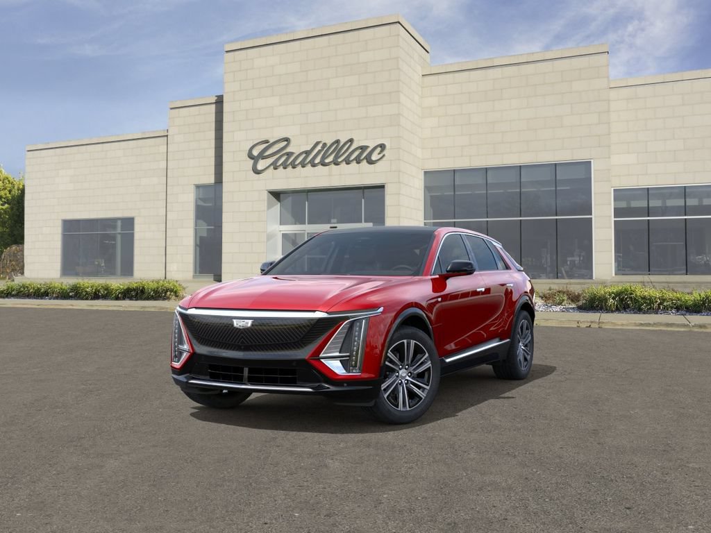 New 2026 Cadillac Lyriq Luxury w/ LPO, Floor Liner Package AWD/4WD image 8