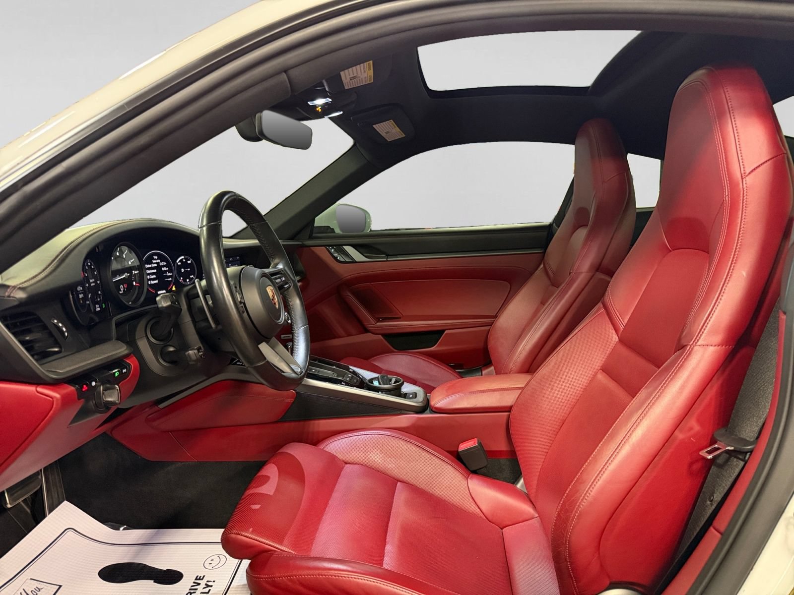 Used 2020 Porsche 911 GT3 RS image 14