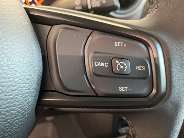 New 2023 Jeep Gladiator Sport AWD/4WD image 11