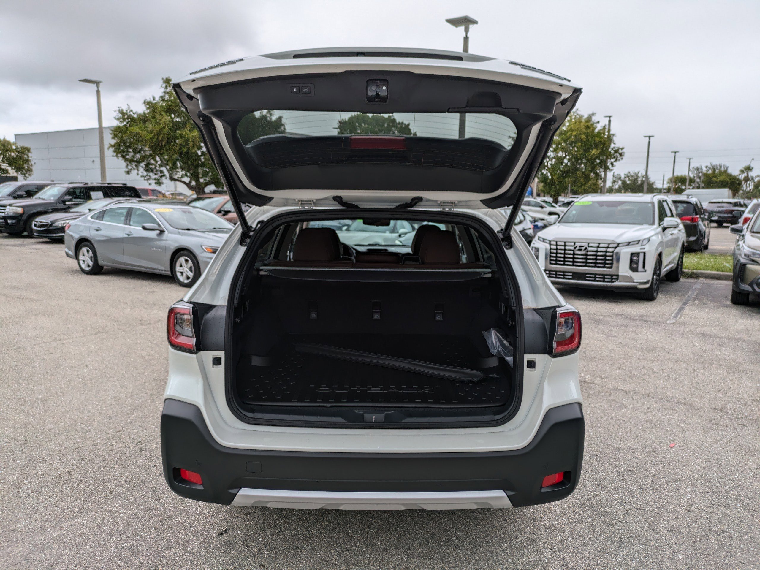 Certified 2025 Subaru Outback Touring image 13