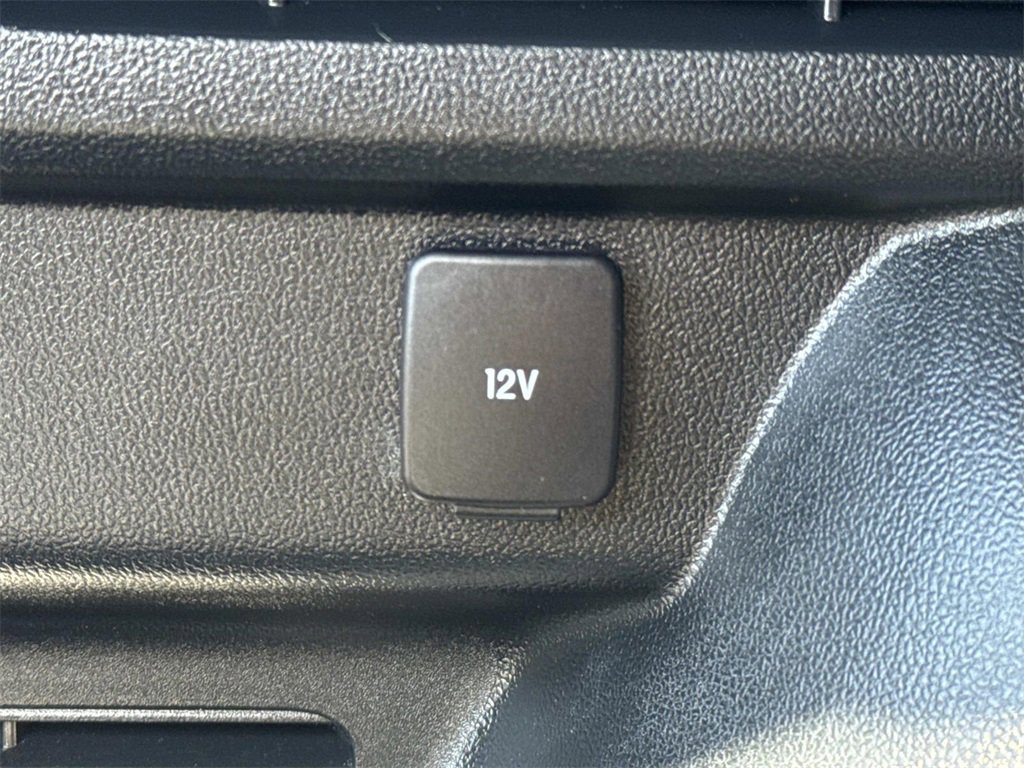 Used 2022 Ford Escape Titanium w/ Titanium Elite Package image 18