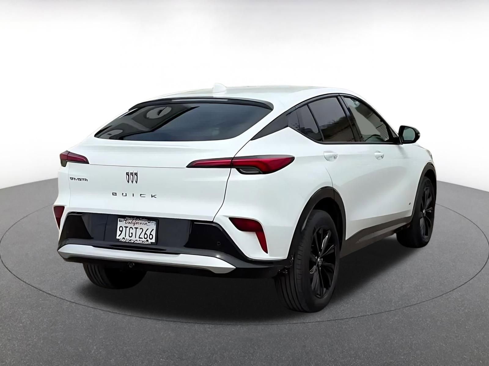 Used 2025 Buick Envista Sport Touring image 15