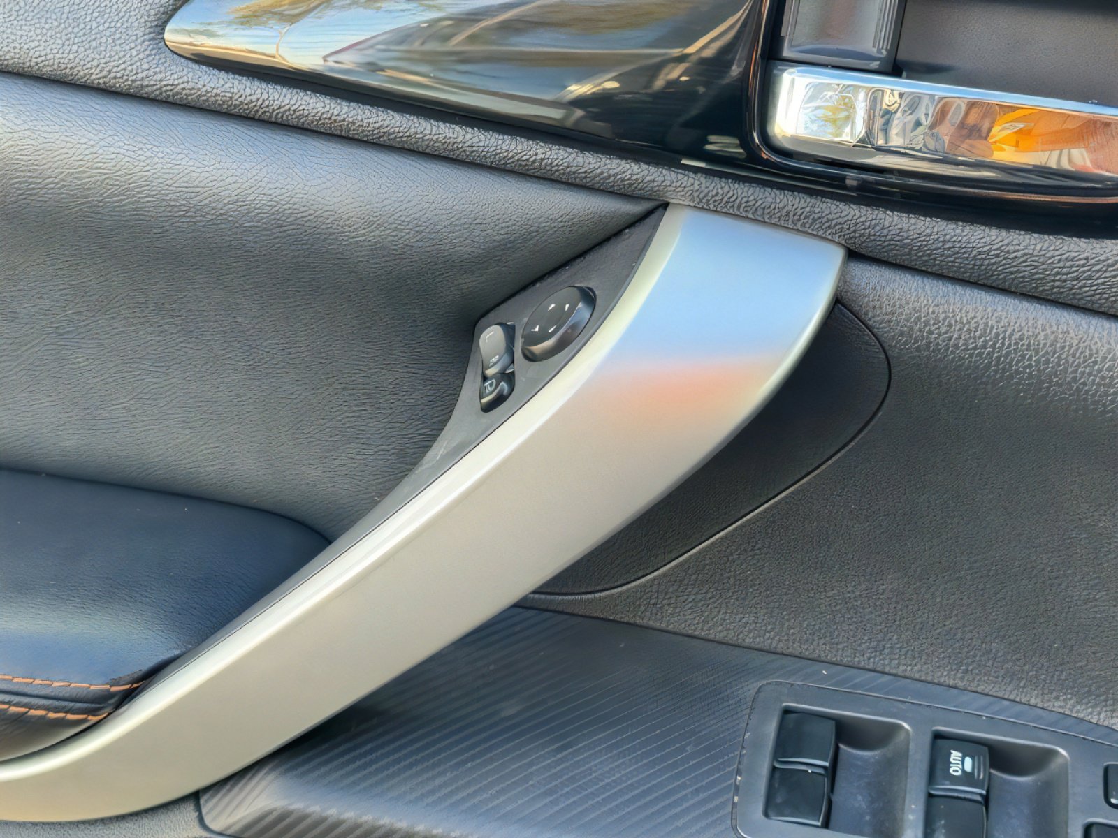 Used 2018 Mitsubishi Eclipse Cross SEL image 18