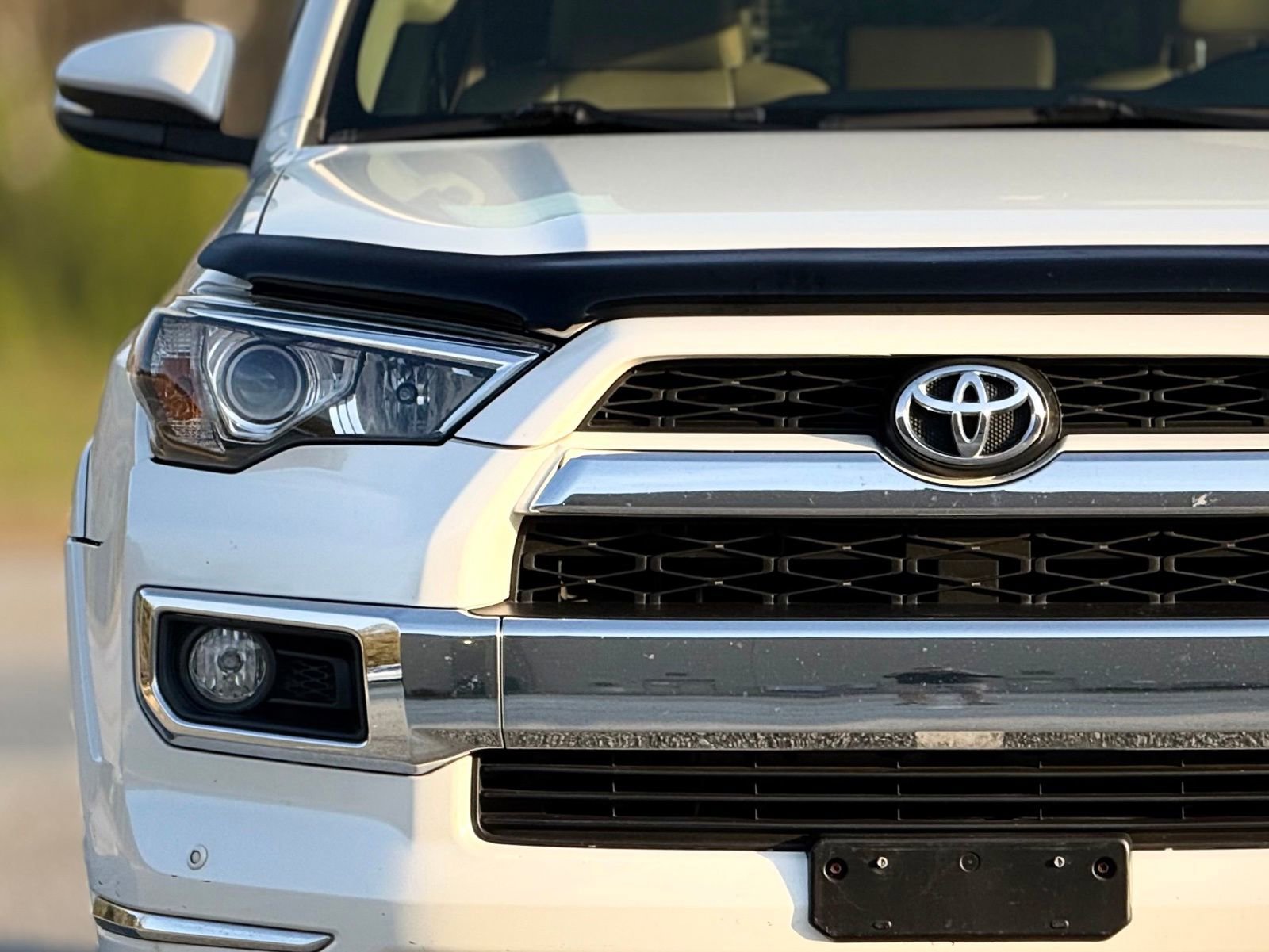 Used 2014 Toyota 4Runner Limited image 14