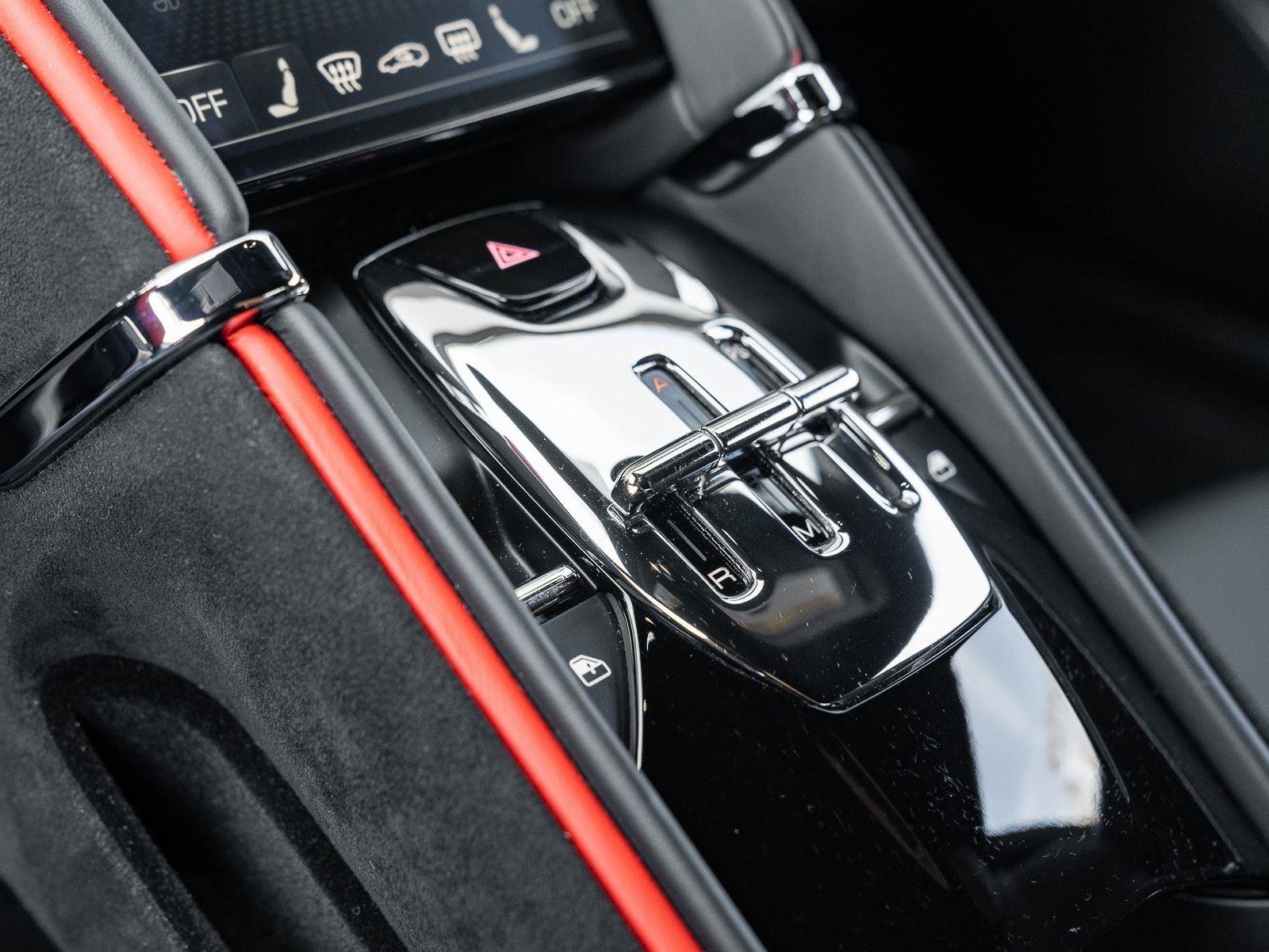 Used 2023 Ferrari Roma RWD image 31