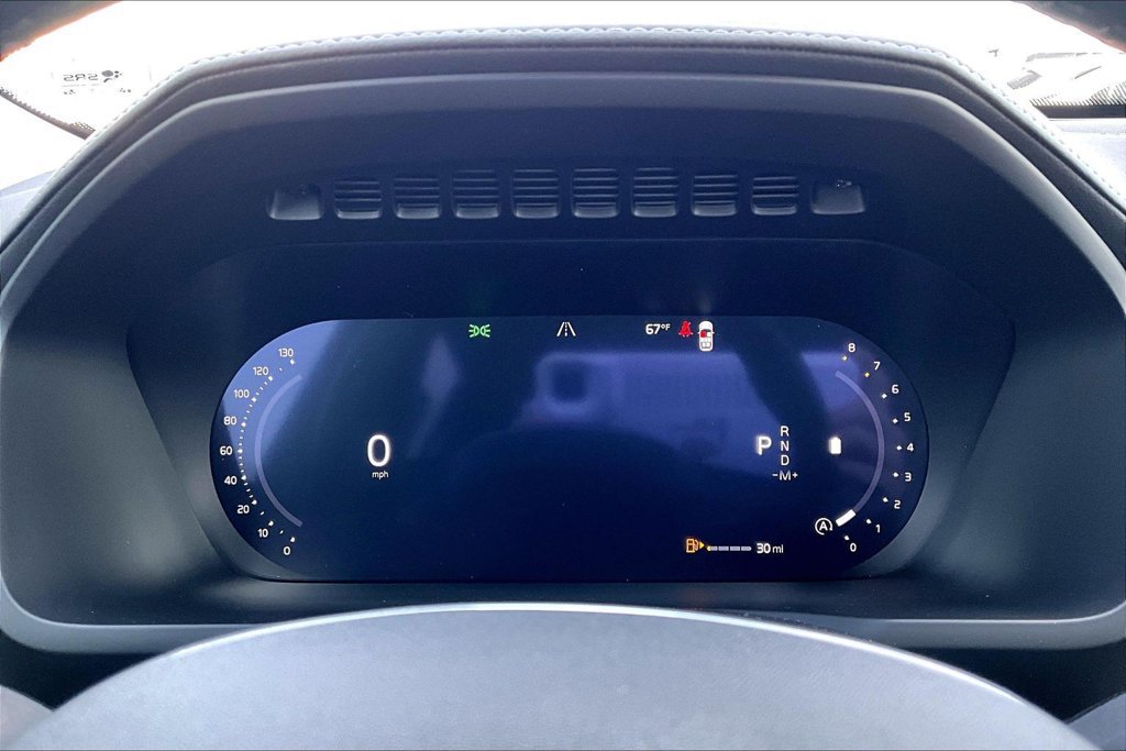 New 2026 Volvo XC90 B6 Core AWD/4WD image 16