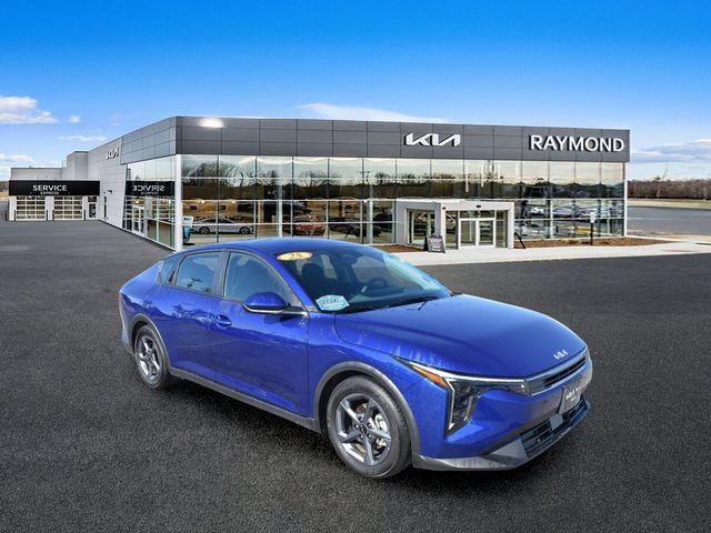 Certified 2025 Kia K4 FWD image 10