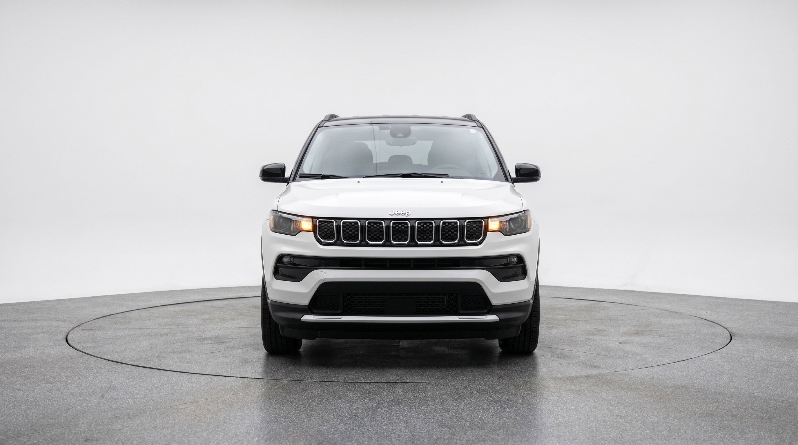 Used 2025 Jeep Compass Limited AWD/4WD image 2