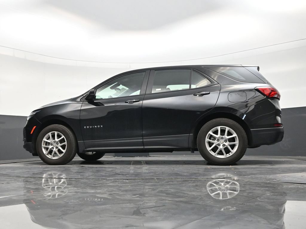 Used 2024 Chevrolet Equinox LS FWD image 21