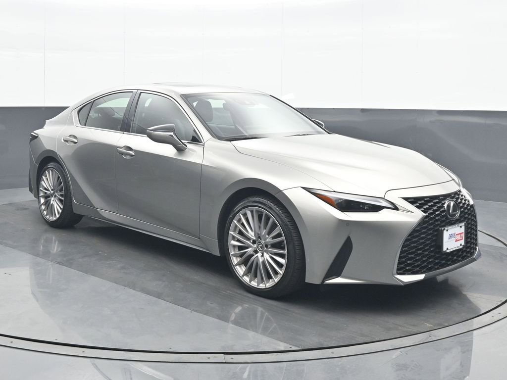 Used 2023 Lexus IS 300 AWD w/ Premium Package image 9