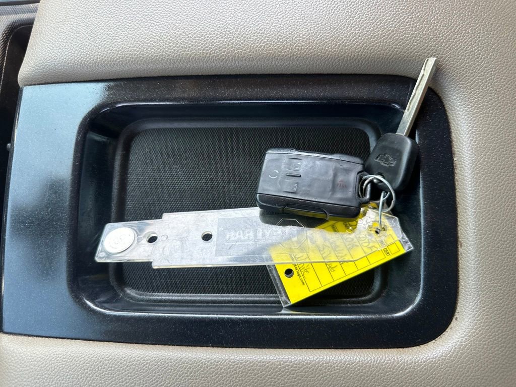 Used 2018 Chevrolet Silverado 1500 LT w/ LT Eassist Package image 32