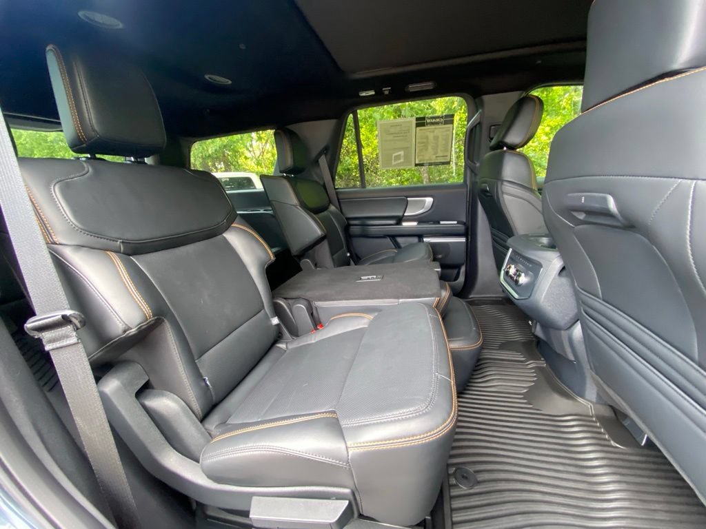 Used 2025 Ford Expedition Tremor AWD/4WD image 41