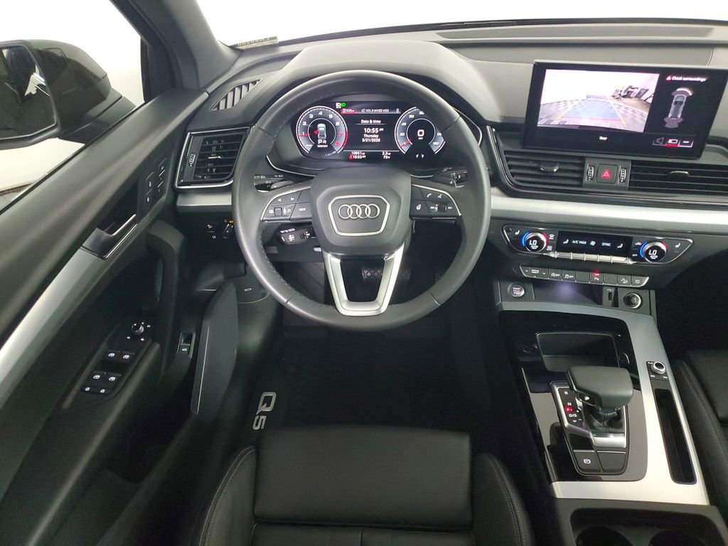 Used 2025 Audi Q5 2.0T Premium AWD/4WD image 11