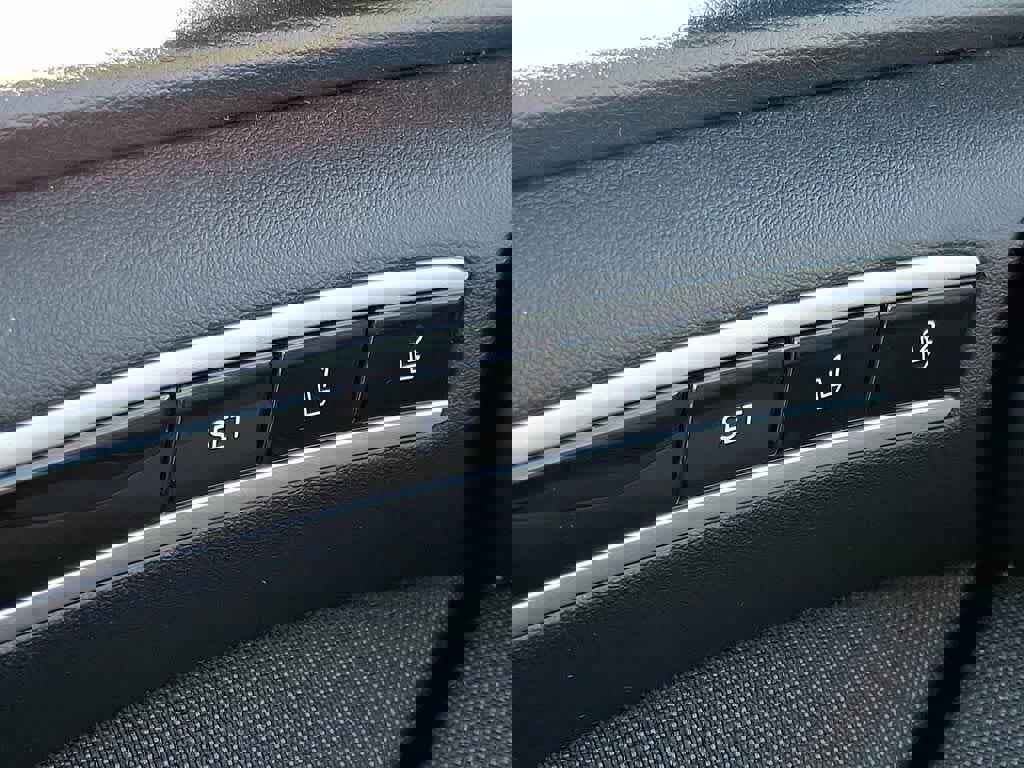 Used 2024 Hyundai Tucson Limited image 25