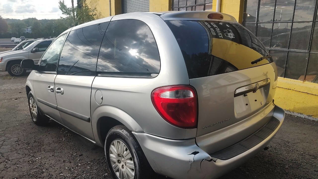 Used 2007 Dodge Grand Caravan SXT image 4