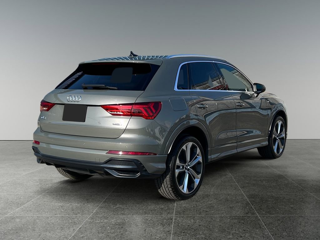 Used 2020 Audi Q3 2.0T Premium Plus w/ Premium Plus Package AWD/4WD image 8