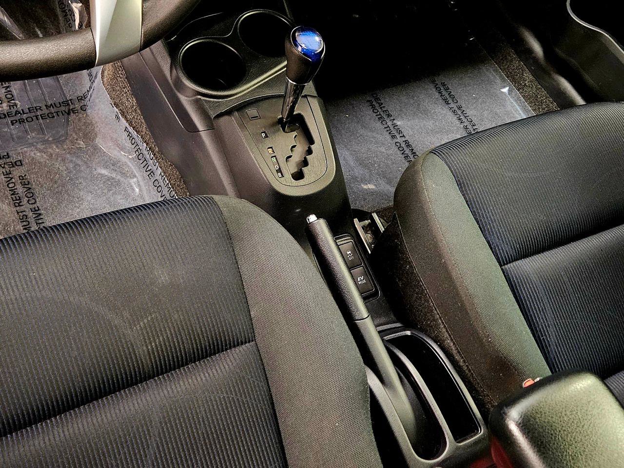 Used 2015 Toyota Prius C Two image 12