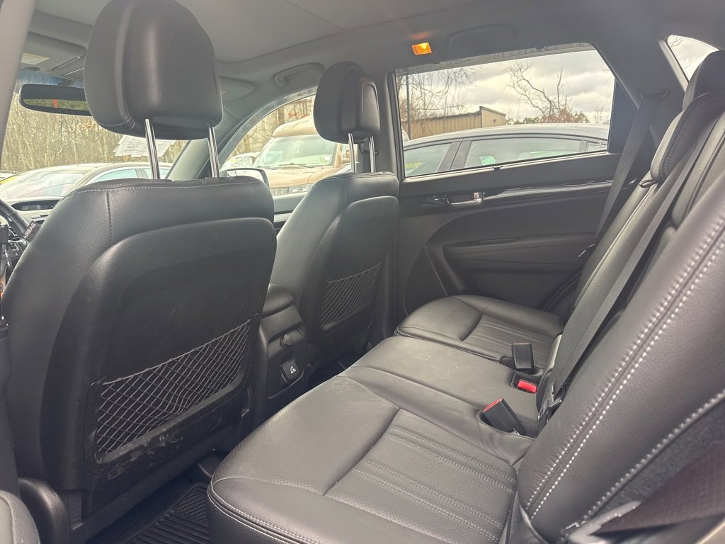 Used 2014 Kia Sorento SX image 24