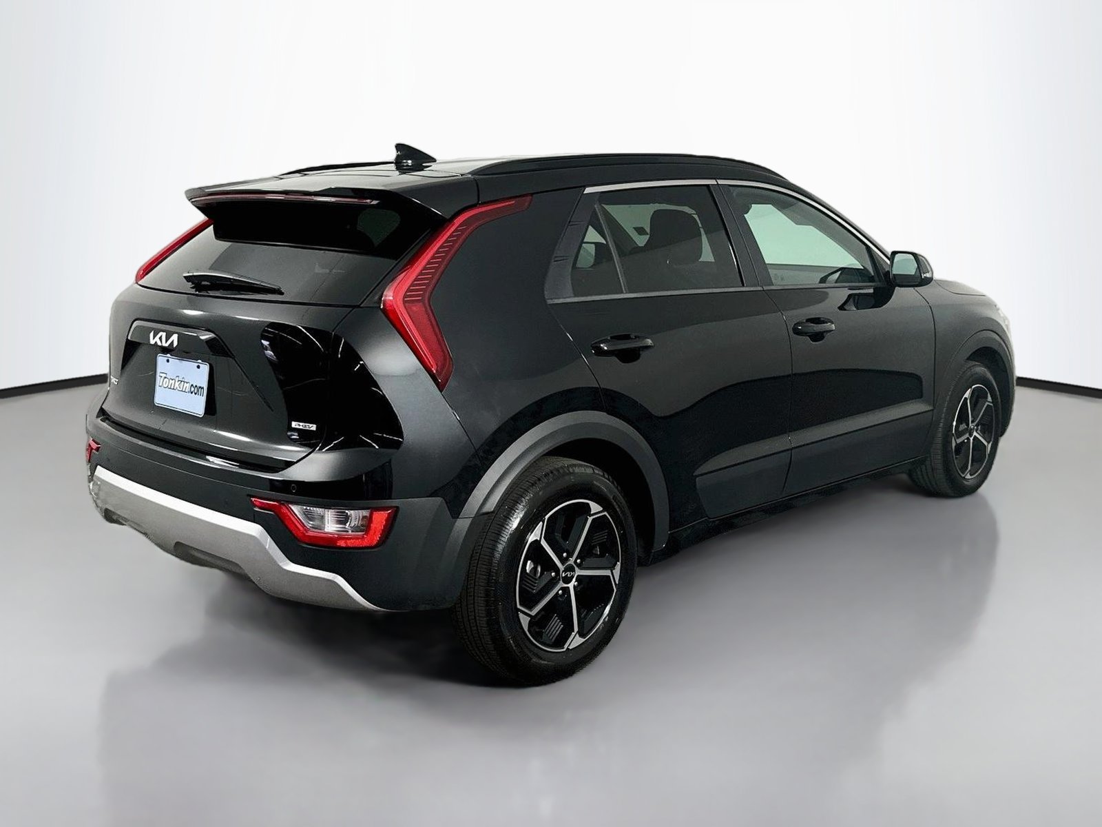 Used 2025 Kia Niro EX FWD image 8