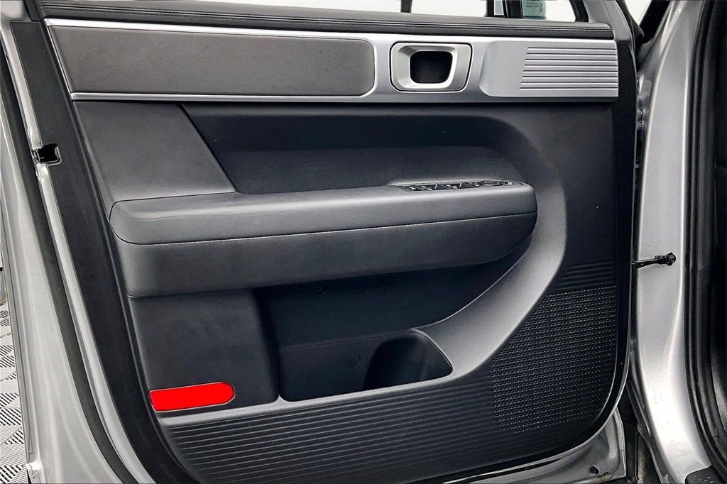 Used 2025 Hyundai Santa Fe SE image 23