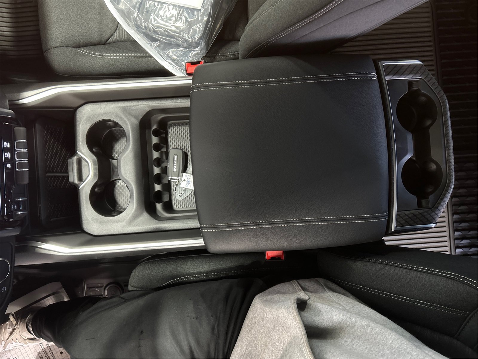 New 2026 RAM 1500 Big Horn AWD/4WD image 13