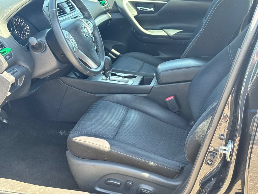 Used 2017 Nissan Altima 2.5 SV FWD image 9