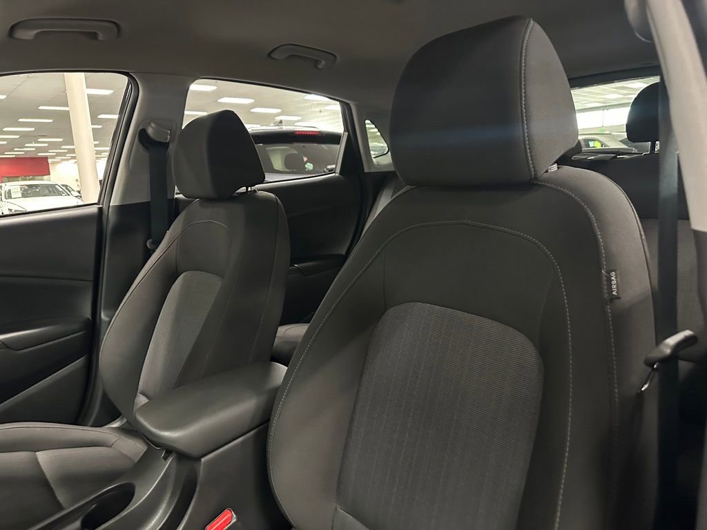 Used 2022 Hyundai Kona SEL w/ Cargo Package image 16