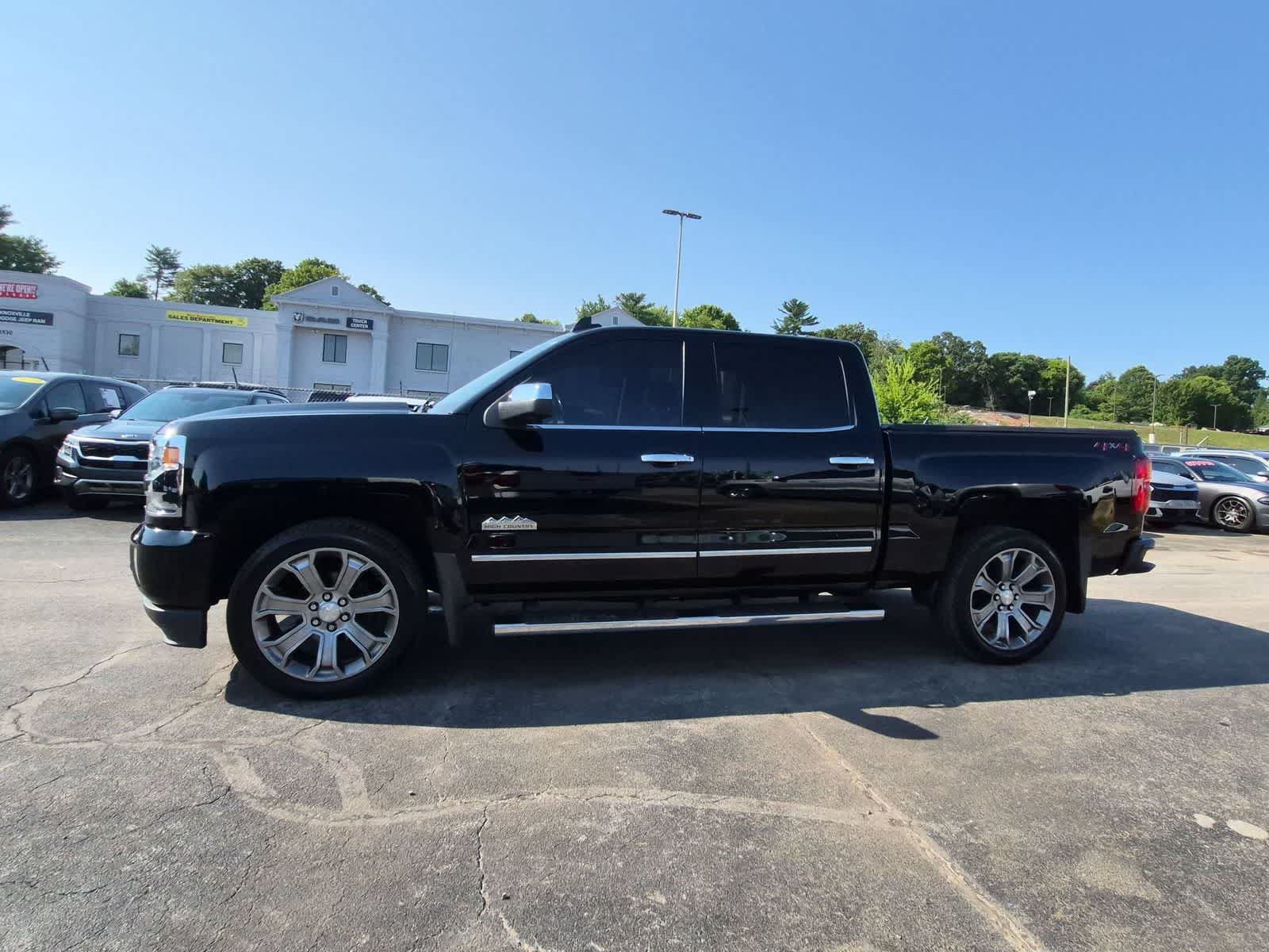 Used 2018 Chevrolet Silverado 1500 High Country w/ LPO, Protection Package AWD/4WD image 3