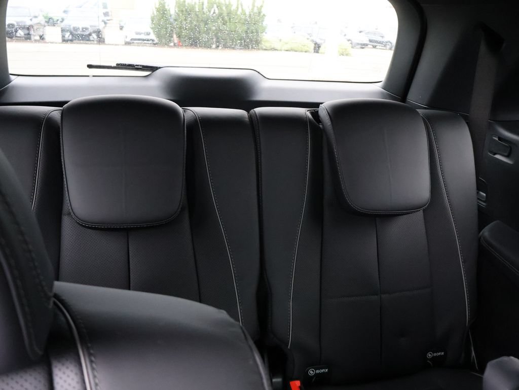 Used 2024 Mercedes-Benz GLS 580 4MATIC image 34