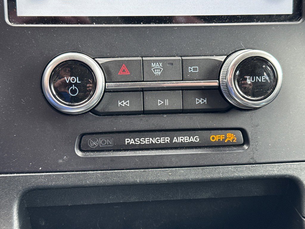 Used 2022 Ford Edge SEL image 12