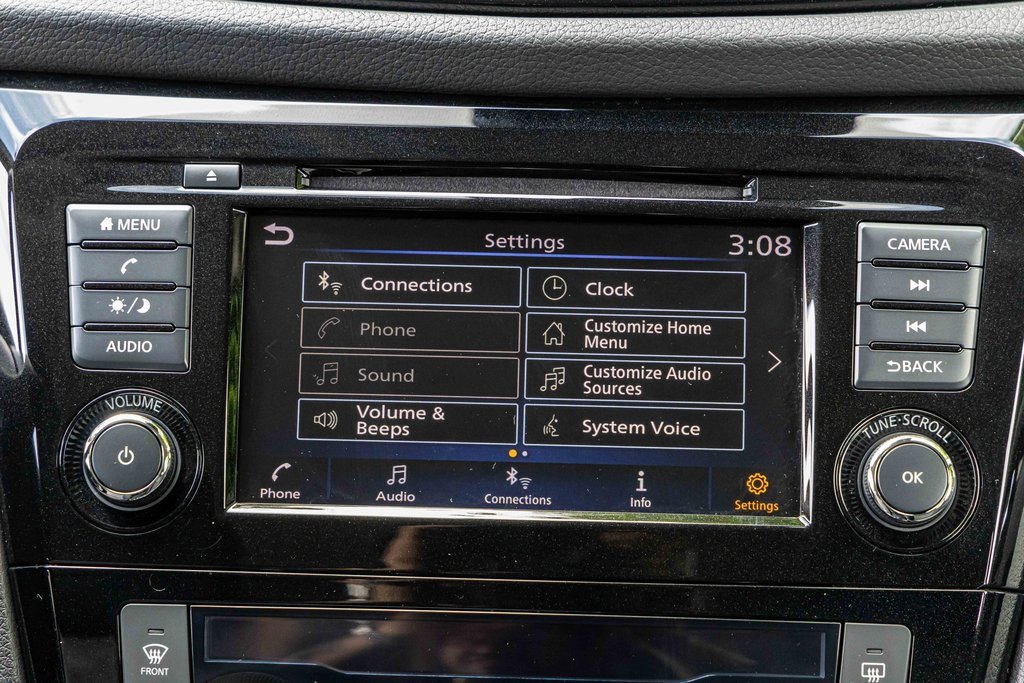 Certified 2022 Nissan Rogue Sport SV image 11