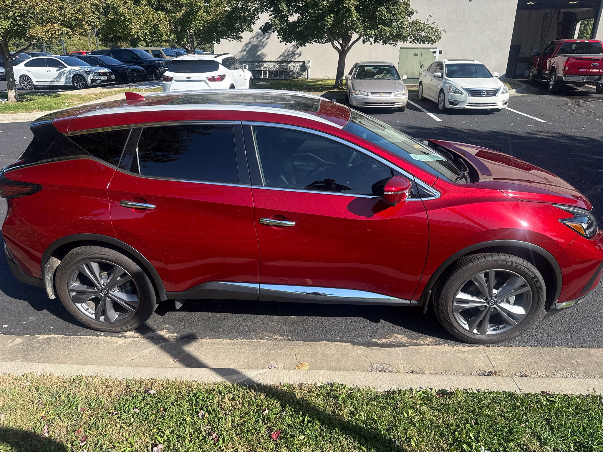 Used 2024 Nissan Murano Platinum w/ Cargo Package AWD/4WD image 4