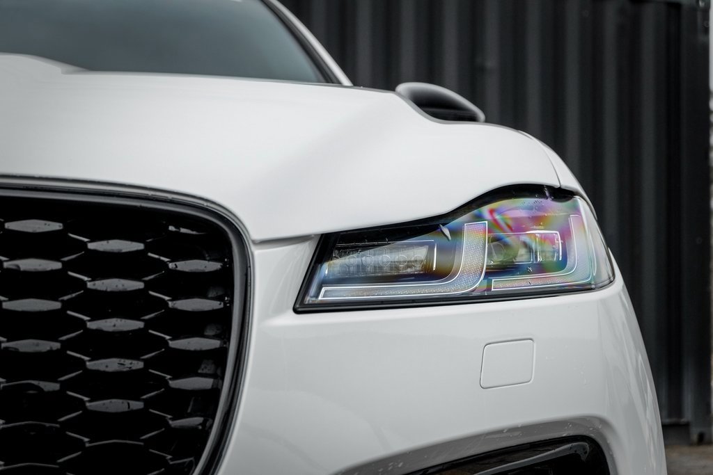 New 2026 Jaguar F-PACE R-Dynamic S image 6