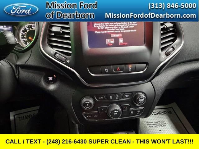 Used 2021 Jeep Cherokee Latitude Lux image 18