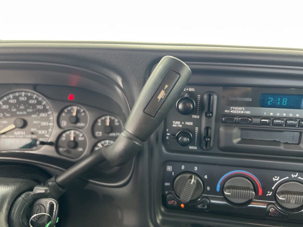 Used 2000 Chevrolet Silverado 2500 Work Truck w/ Firm Ride Suspension Pkg image 14