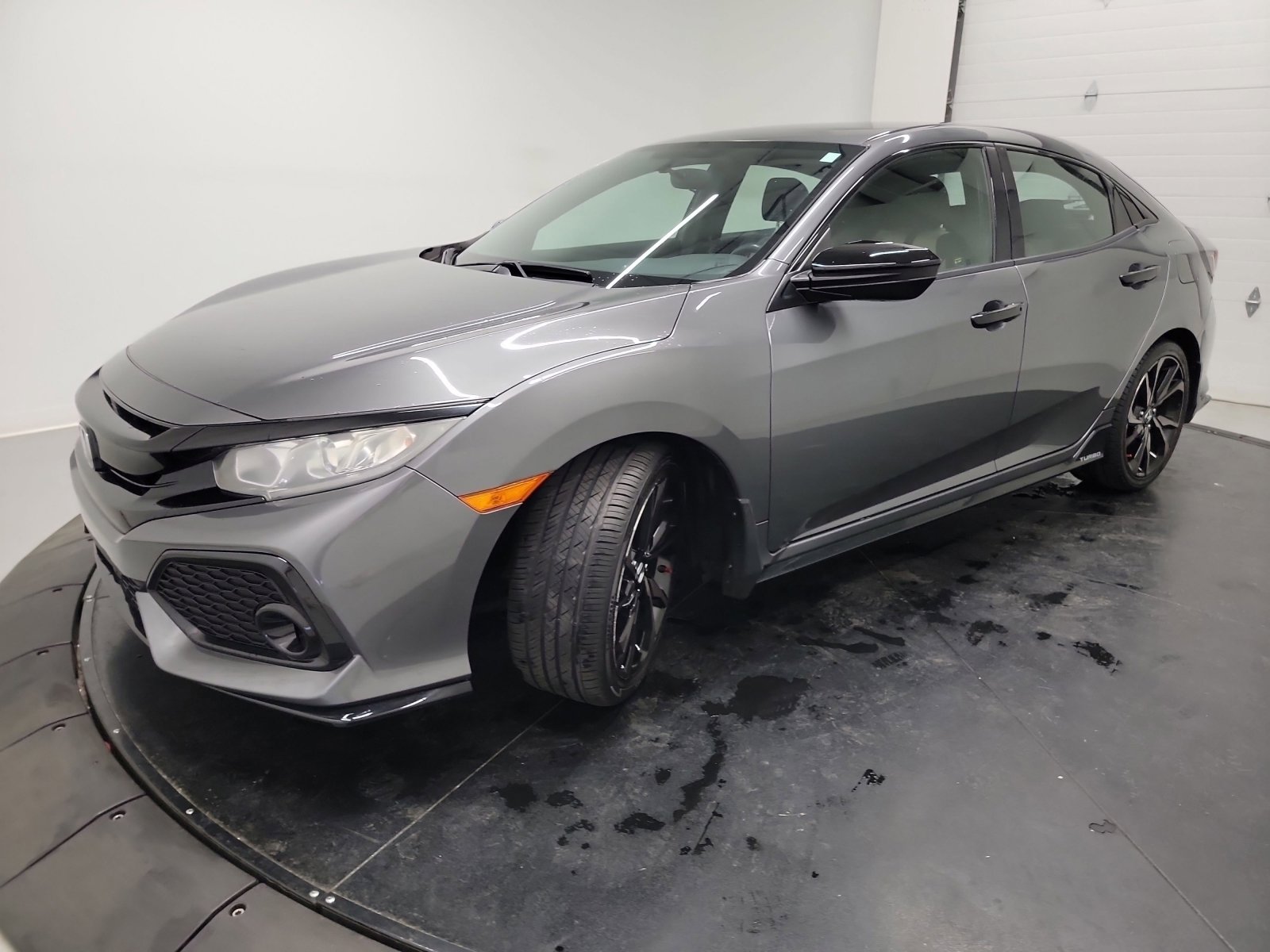 Used 2018 Honda Civic Sport image 3