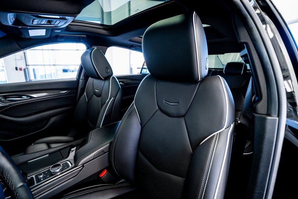 Used 2022 Cadillac CT5 V Blackwing w/ Driver Assist Package image 40