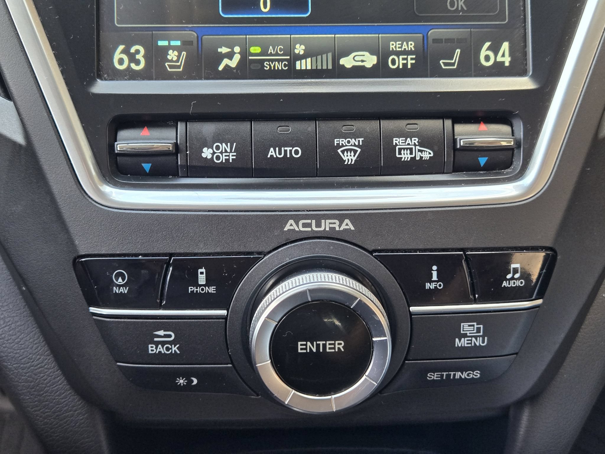 Used 2016 Acura MDX w/ Advance & Entertainment Pkg FWD image 18